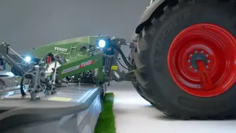 Download Video: Fendt Slicer 960-1010 - 采用智能耕作技术的大型割草机。