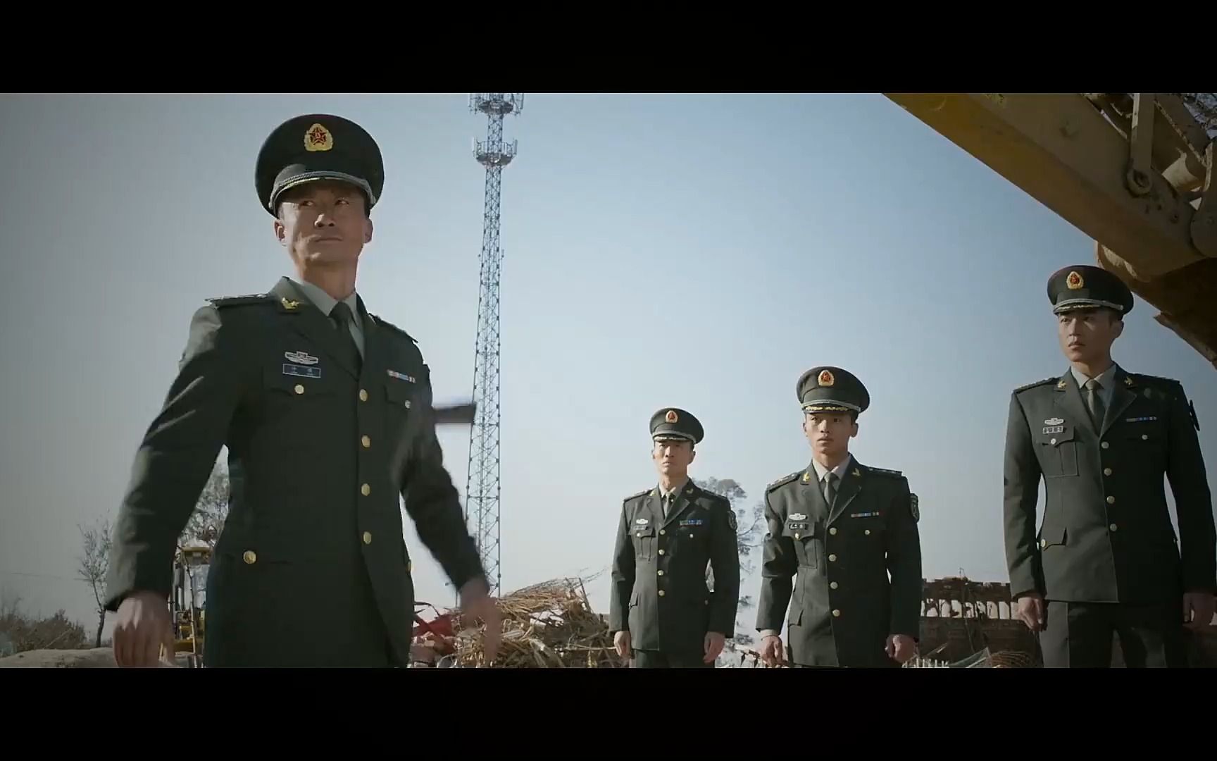其实在《战狼2》中,一开始饰演卓亦凡不是张翰,而是王思聪!