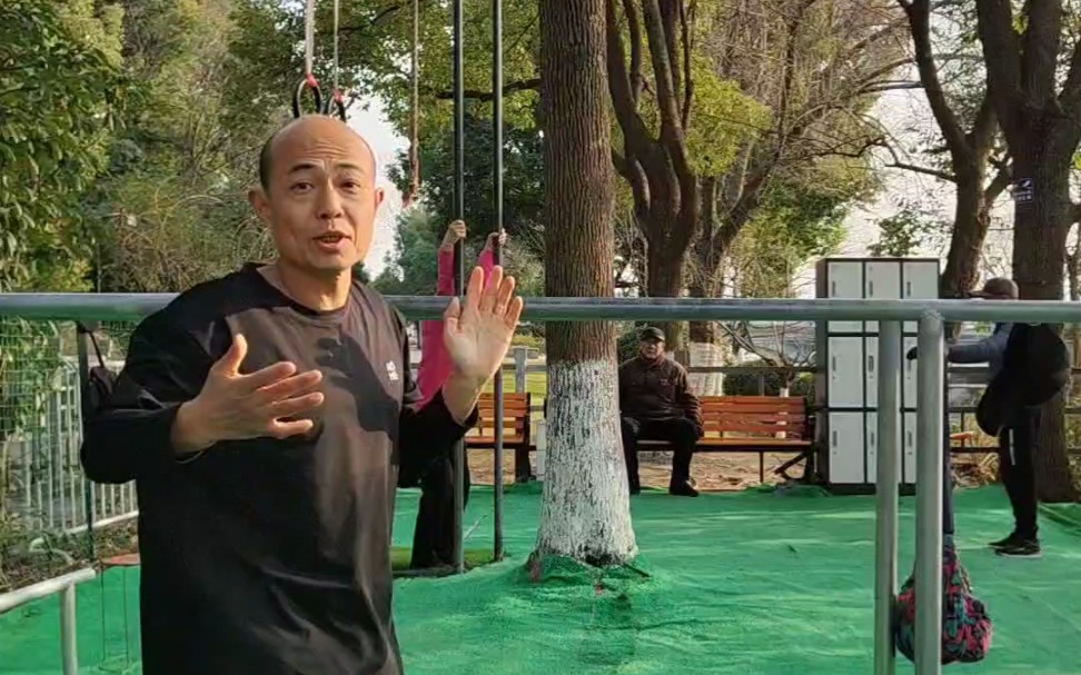 简单介绍一下澳式引体向上