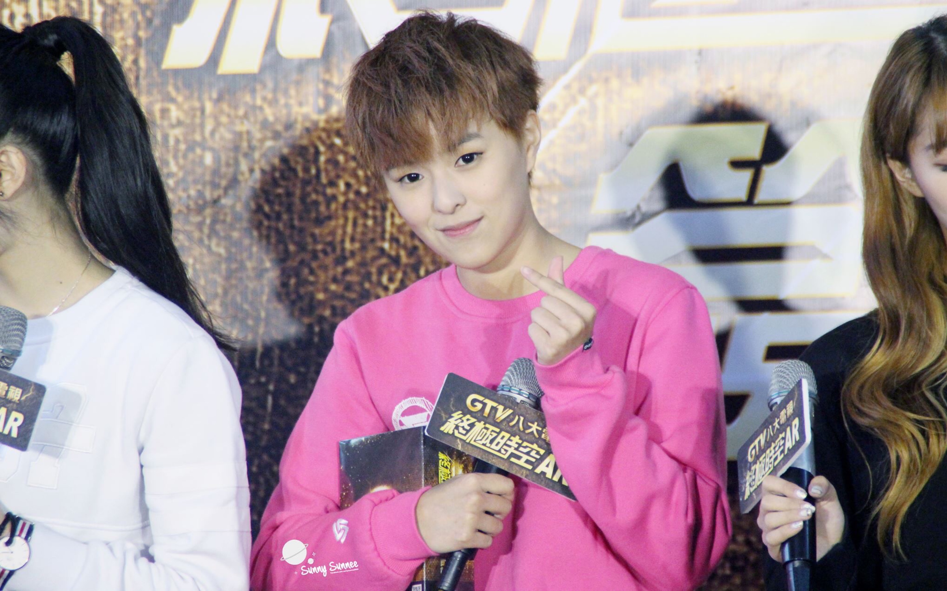 n.d现场sunnee杨芸晴翻唱五月天《第一天》