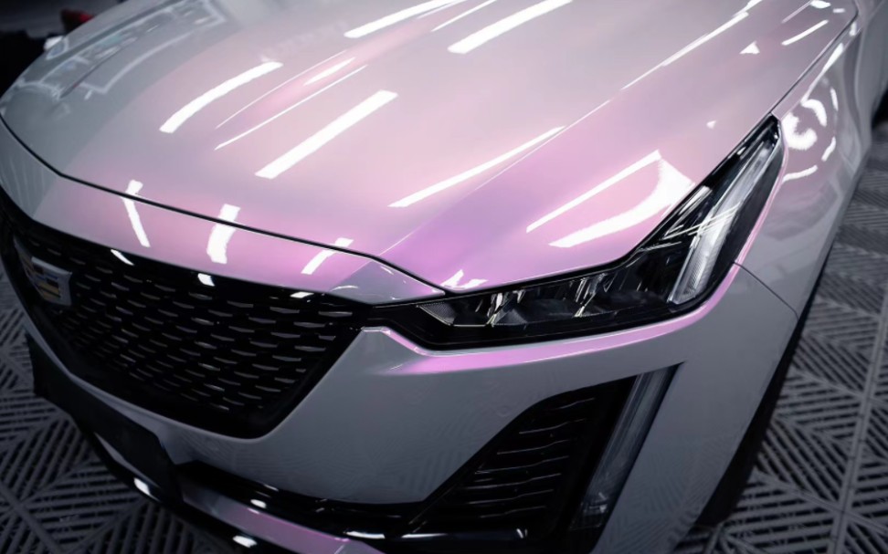 如灰雾渐停后的空灵动人营造车身低调却不容忽视的华丽氛围#领得车膜