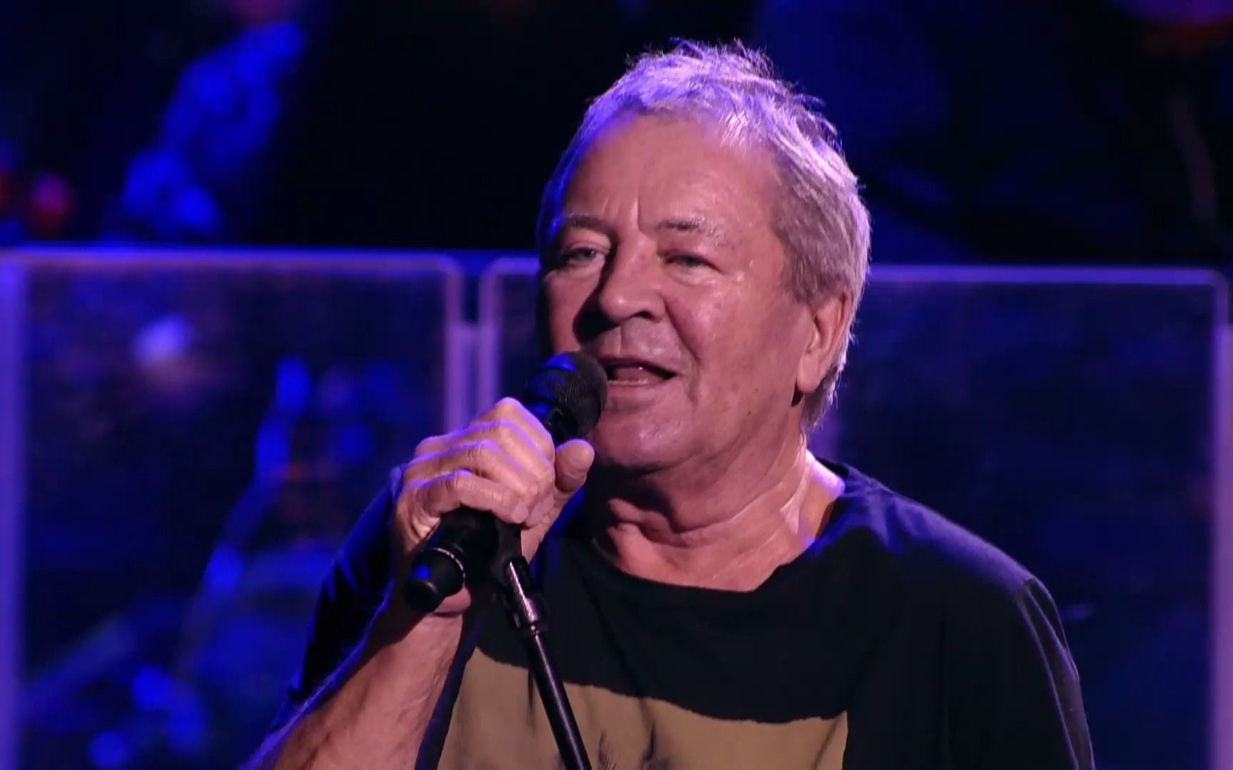 [图]【蓝光 深紫主唱】Ian Gillan with the Don Airey Band and Orchestra-Live in Moscow 2019