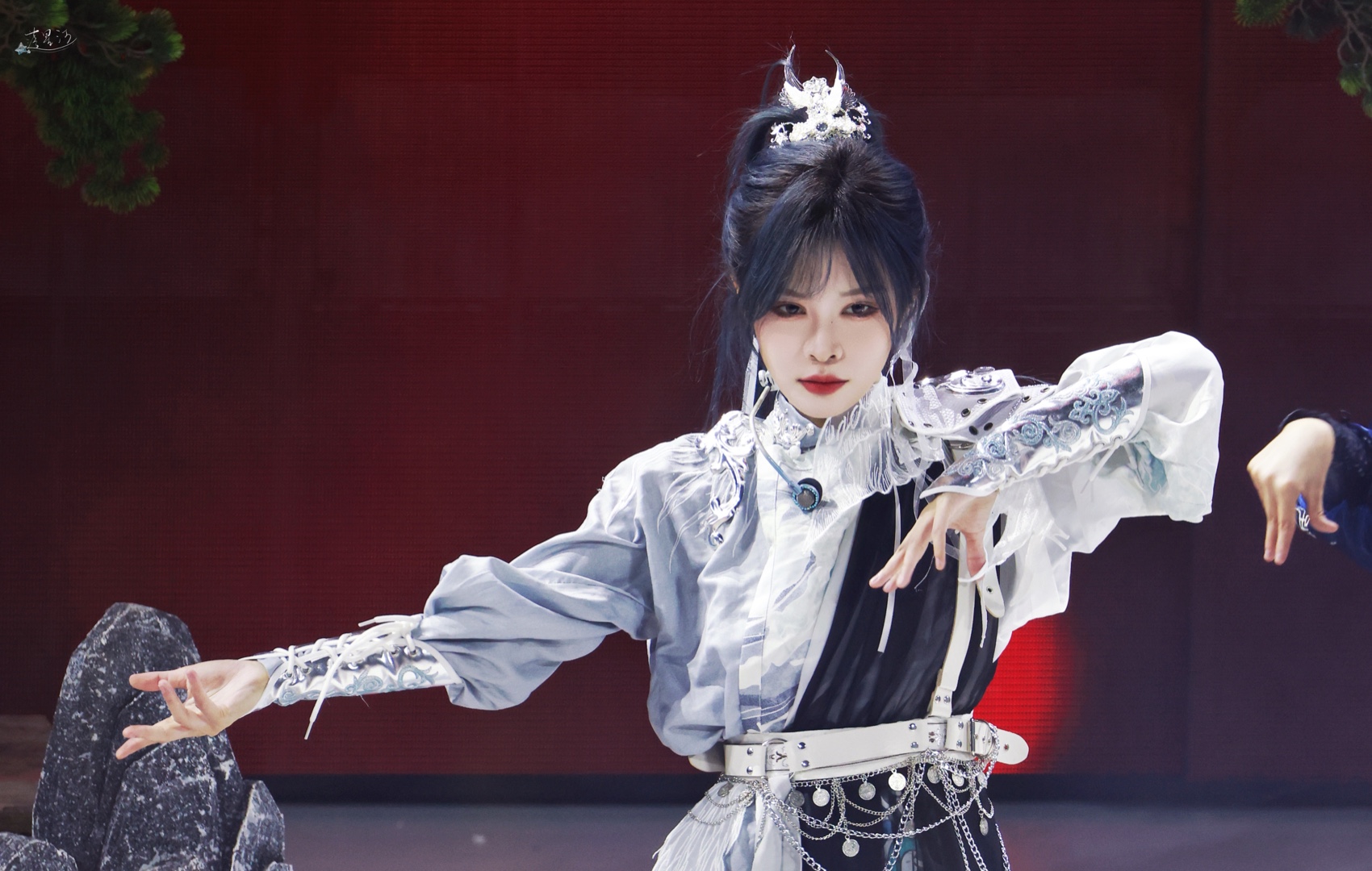 8.3 第十一届青春盛典《重力》 杨冰怡4k focus