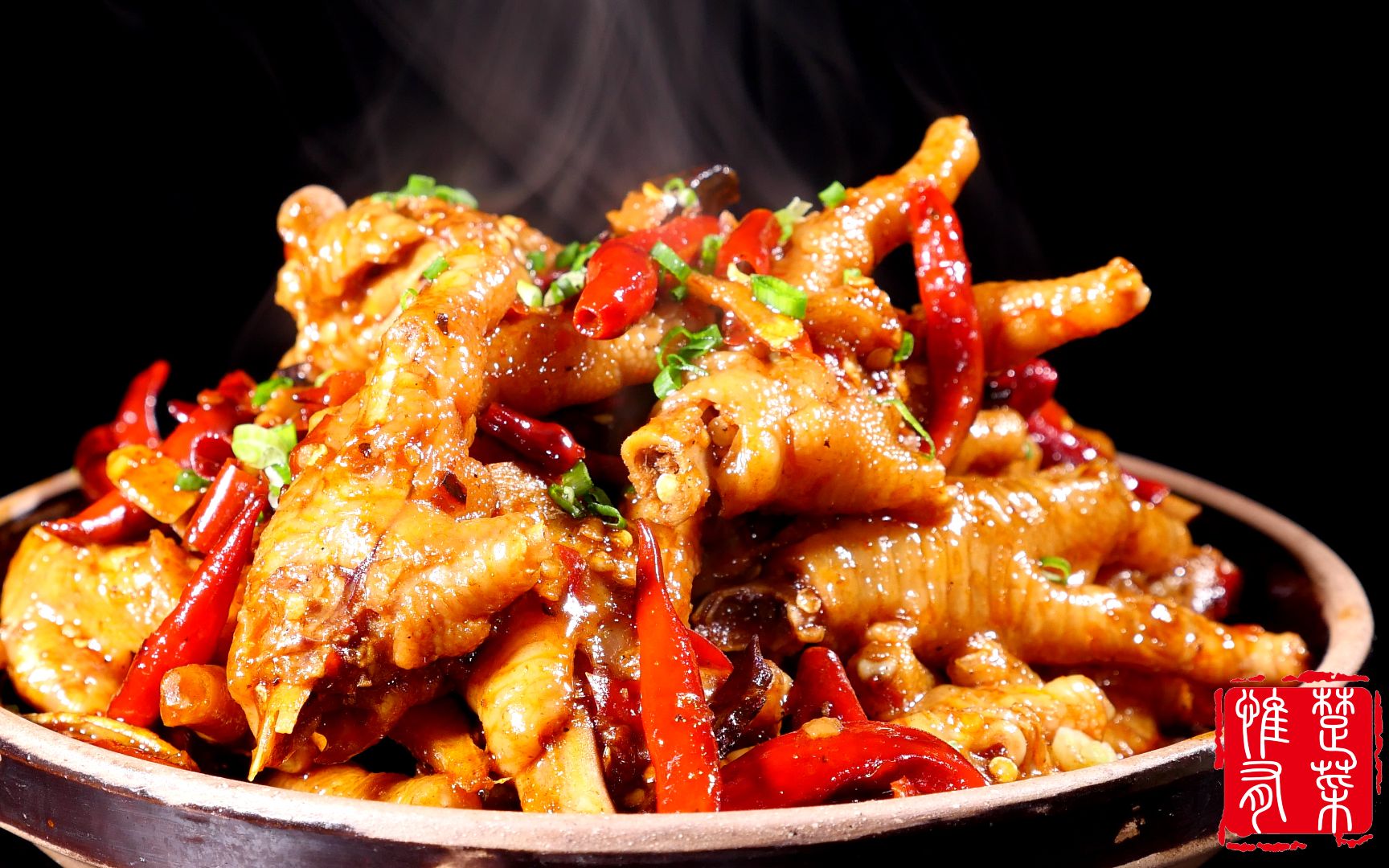 凤爪最美味的做法下酒菜的经典菜品姜辣软糯看着酒瘾就来了