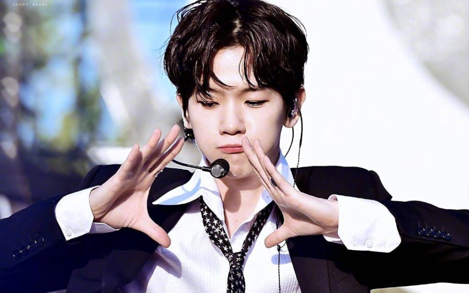 kpop现场版-paper  cuts-exo-cbx   现场版