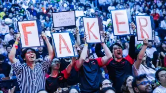 来感受一下T1现场的人气！（Faker向）