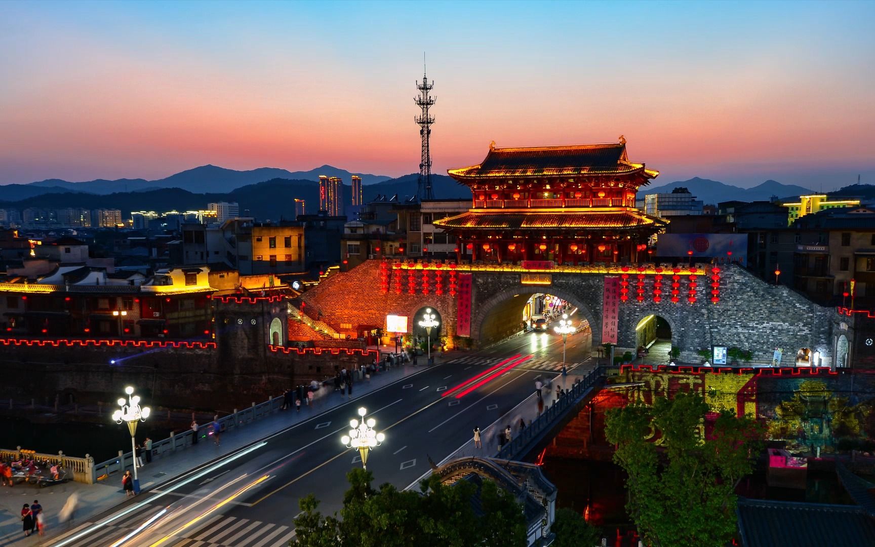 福建长汀济川门日转夜延时摄影