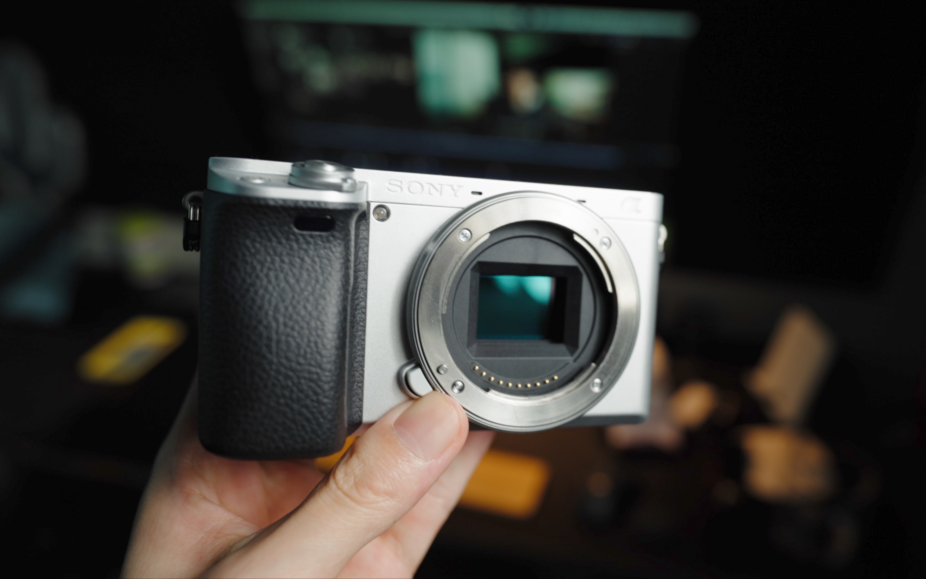 小远云评2020年我最失望的索尼相机a7c