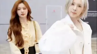 雪允牵着裴真率衣角走机场……