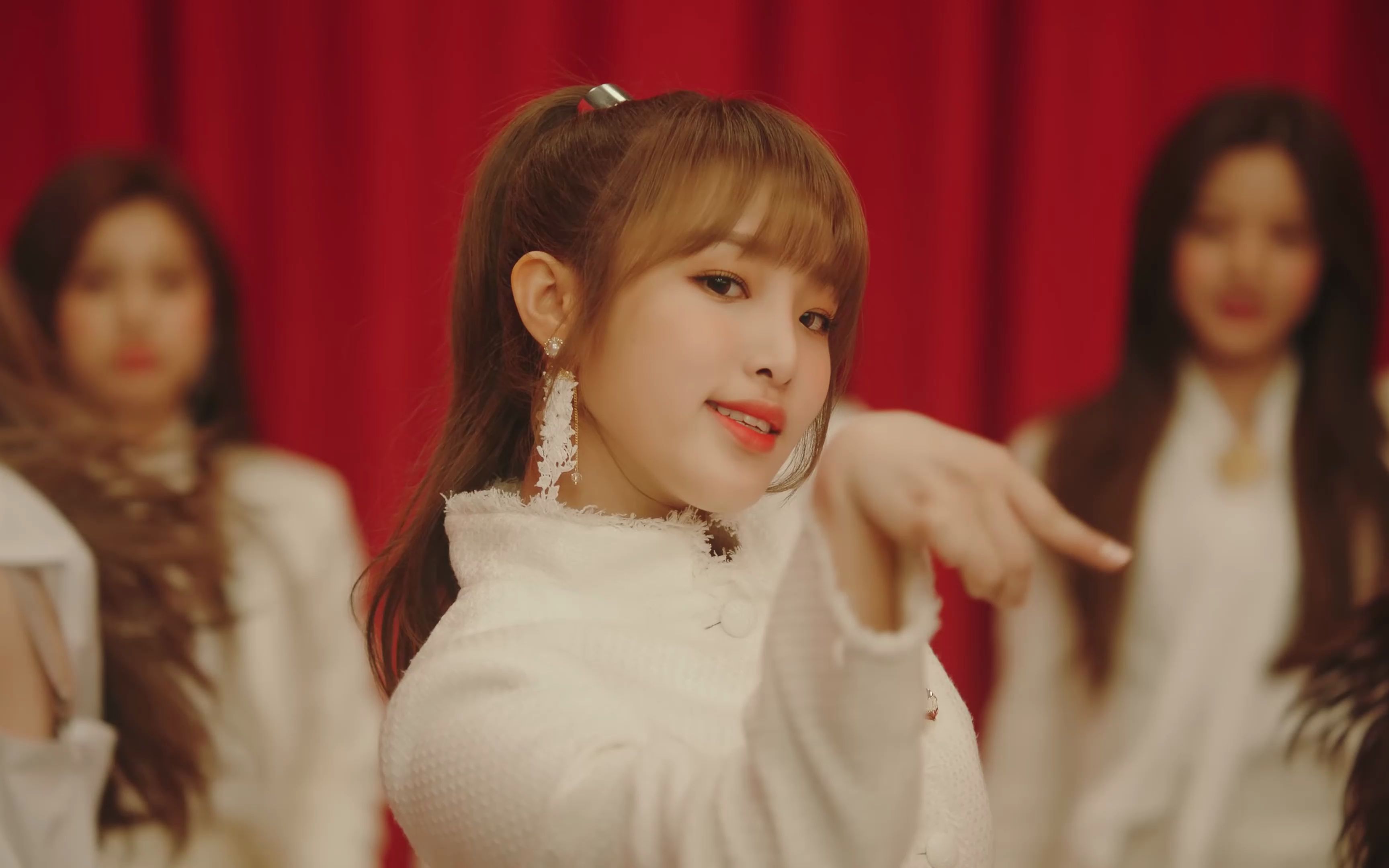 izone la vie en rose 4k