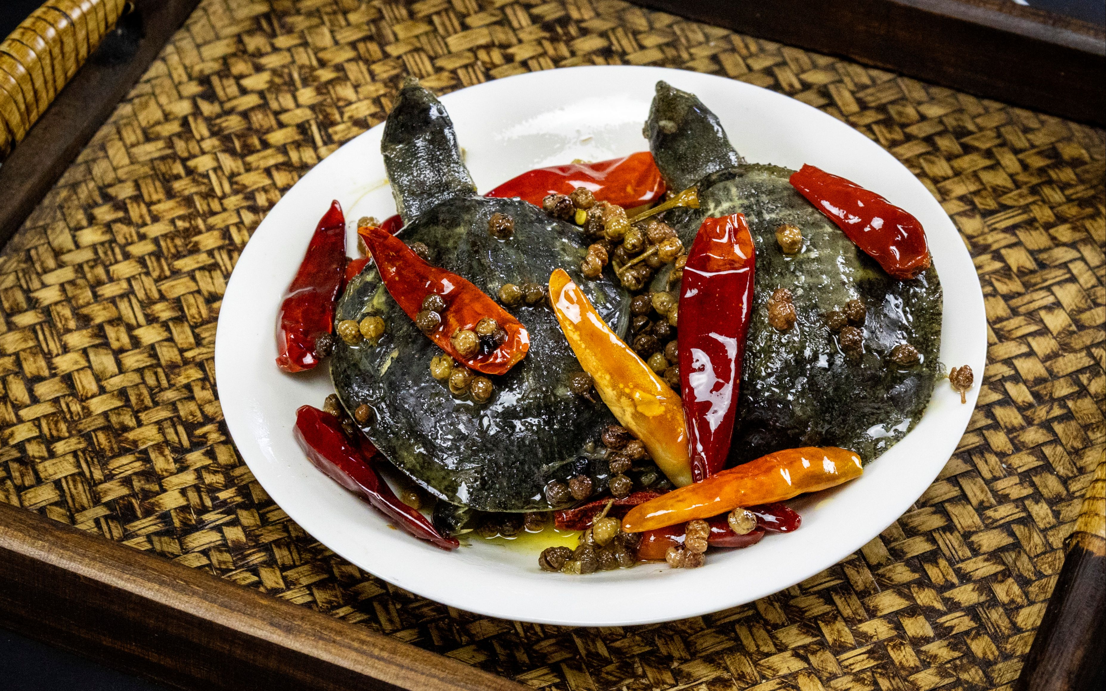 麻辣小甲鱼的正宗做法视频 网红麻辣小甲鱼最正宗做法 四川麻辣小甲鱼