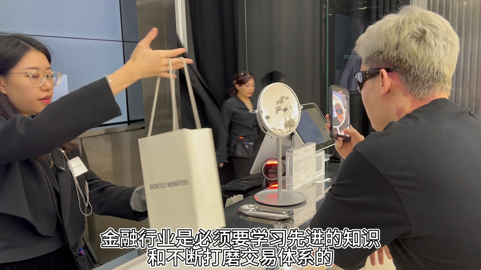 90后交易员劝诫普通人千万别接触外汇交易