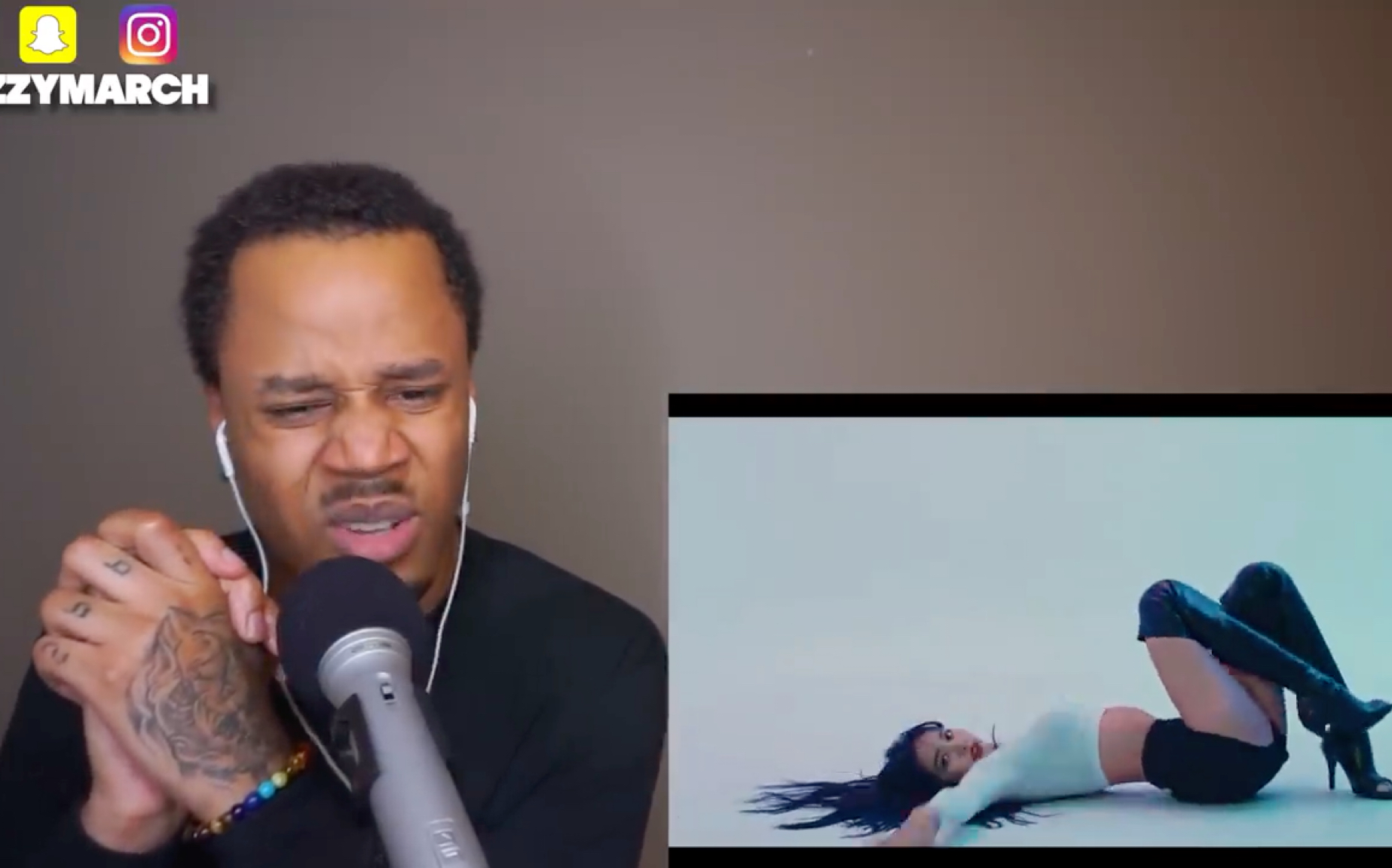 【dezzy】外国小哥看lilis film #3 - lisa dance performance video