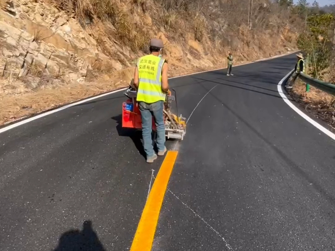 黄冈道路划线施工/乡村公路画线/18518518345/响应国家振兴乡村经济发展战略哔哩哔哩bilibili