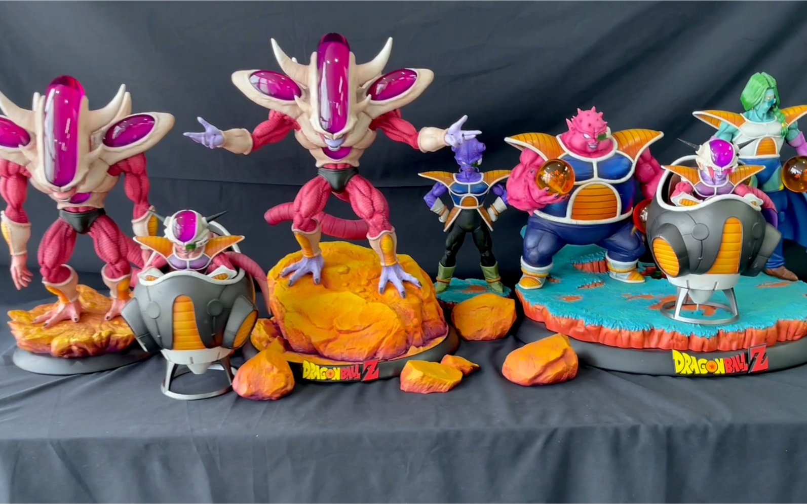 白洞弗利萨第三形态大货展示