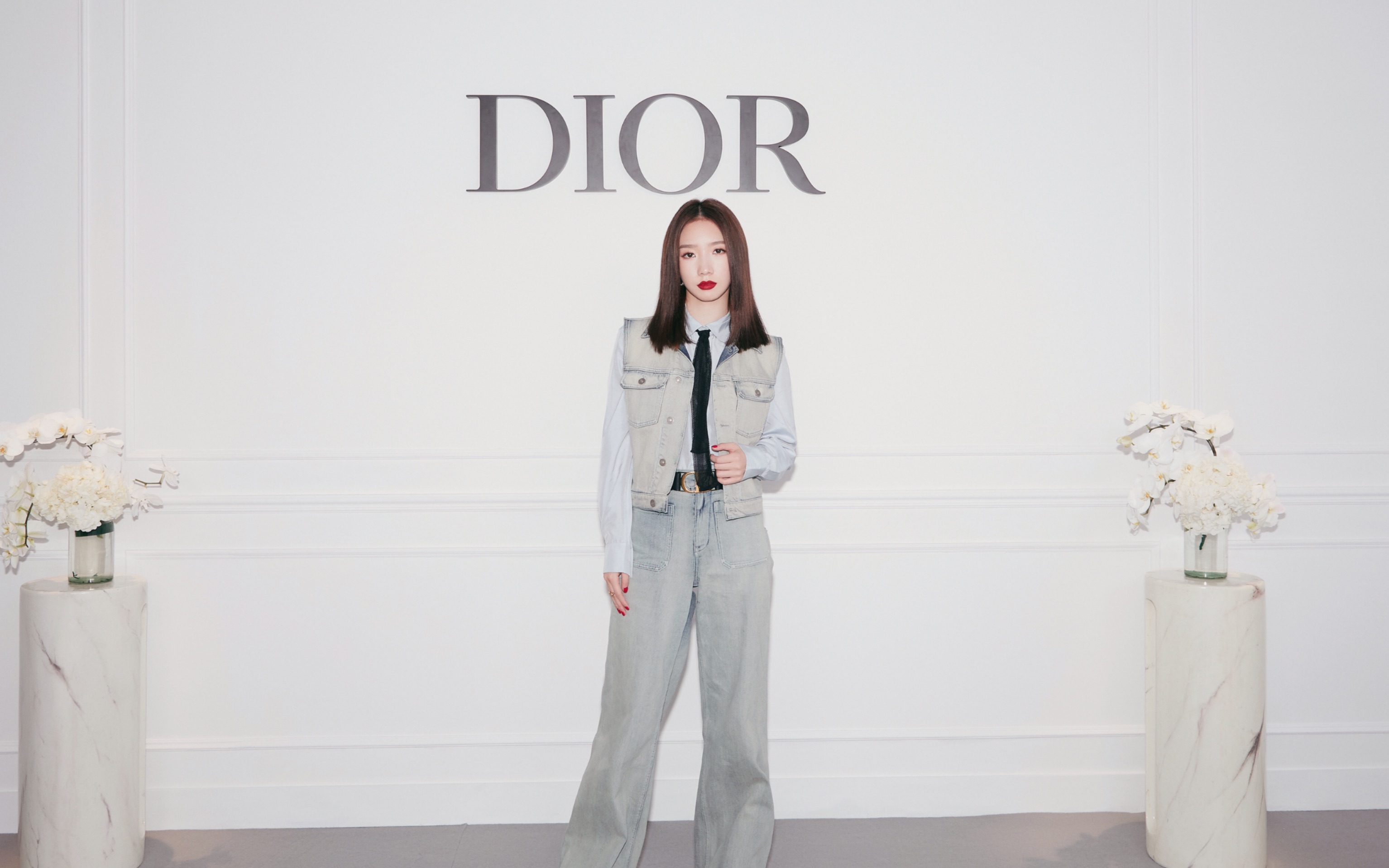 孟美岐牛仔套装出席 dior迪奥二零二一春夏成衣秀