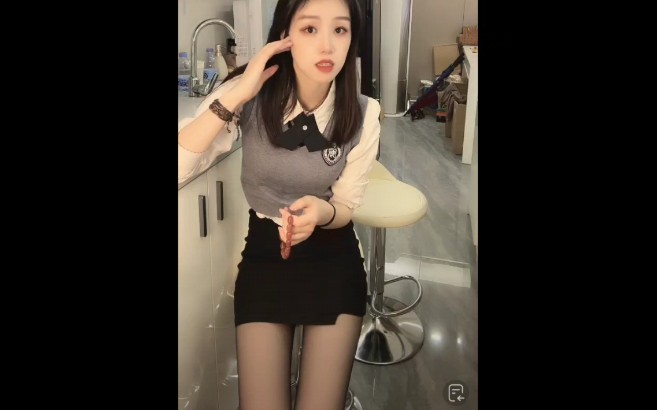 黑丝秘书制服ol极品大长腿诱惑(2)哔哩哔哩bilibili