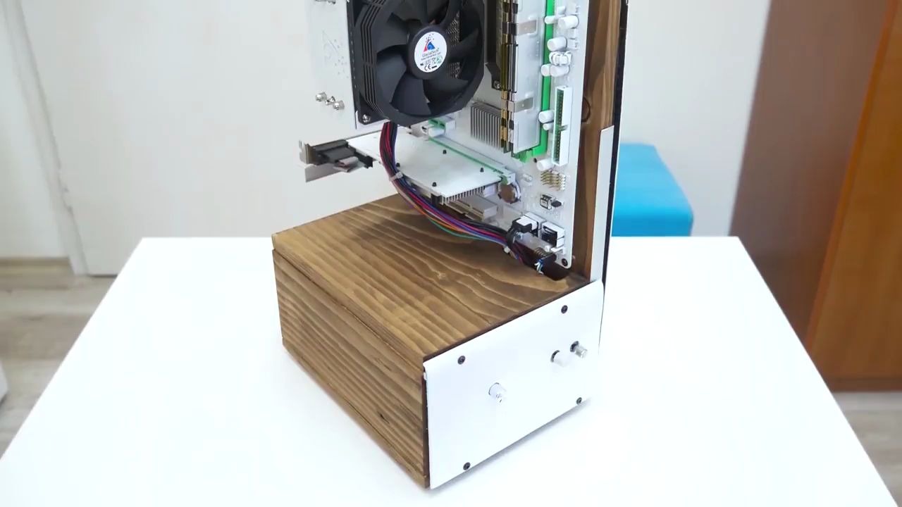 【pc】主板显卡电源喷漆 自制开放式机箱