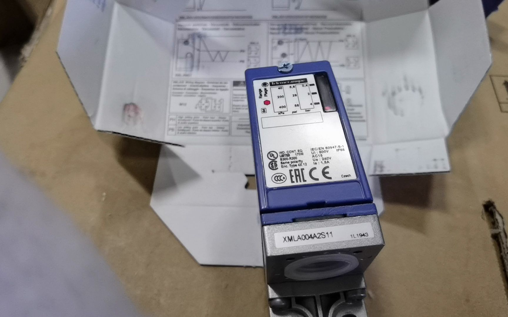 上海航欧销售telemecanique压力传感器xmla004a2s11现货查询