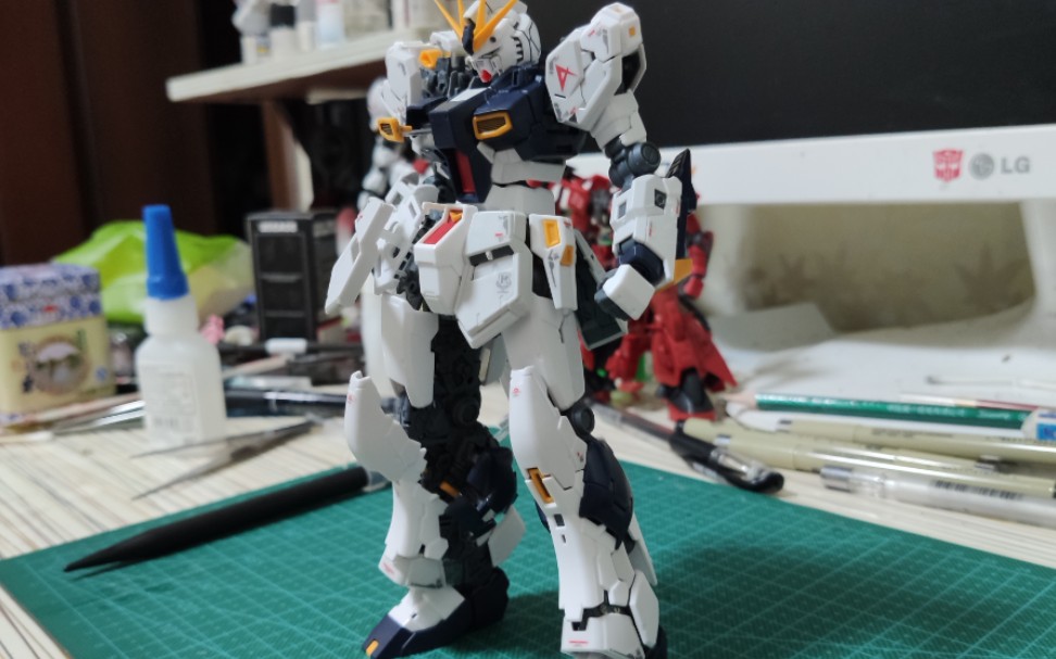 活动作品自制万代rg牛高达爆甲