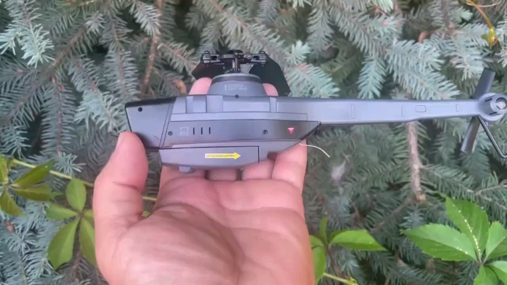 这是大英帝国援助的黄蜂微型无人侦察机