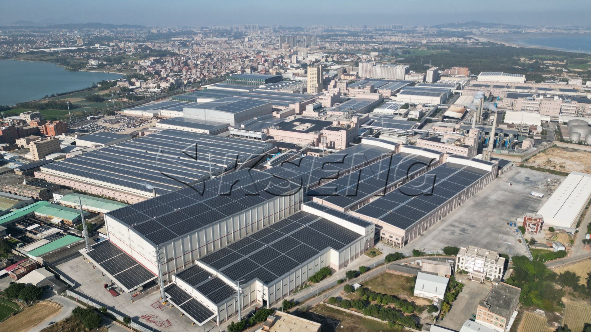 福建泉州彩钢瓦光伏支架24mw项目案例展示