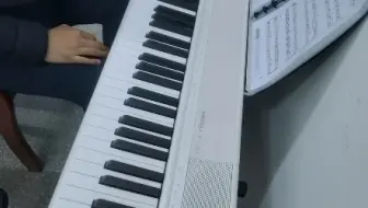 零基础学钢琴40天，新买美得理spc120，弹奏总体音量小，音量旋钮已调最大了，键盘还得“砸”才能到最大音量，不知是我的问题还是琴的问题，详见简介，请教各位大佬