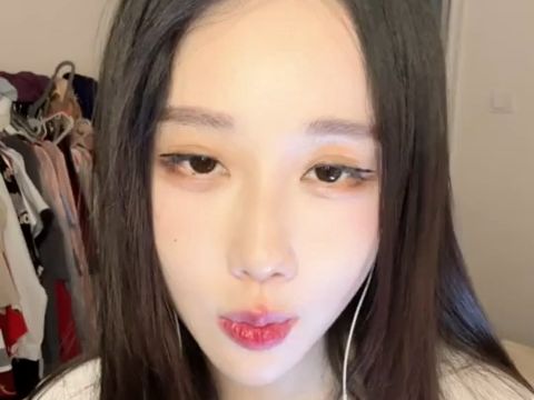 24年7月28| 轩子巨2兔 | ASMR | BIGO|录播 | 顶级舔耳 | 讲述自己被猥亵 | 顶级少妇 | 吊带 | 丝袜 | 全场哔哩哔哩bilibili