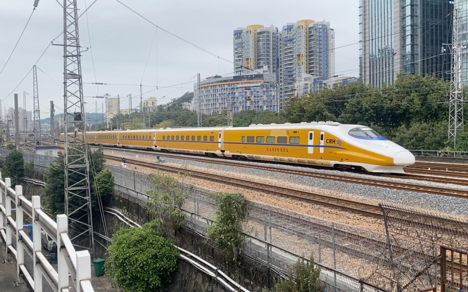 【绝了】crh2j-0205担当dj1795次列车离开广州东站