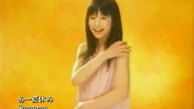 夏帆 十年难得一见的夏帆泳装 哔哩哔哩 つロ干杯 Bilibili