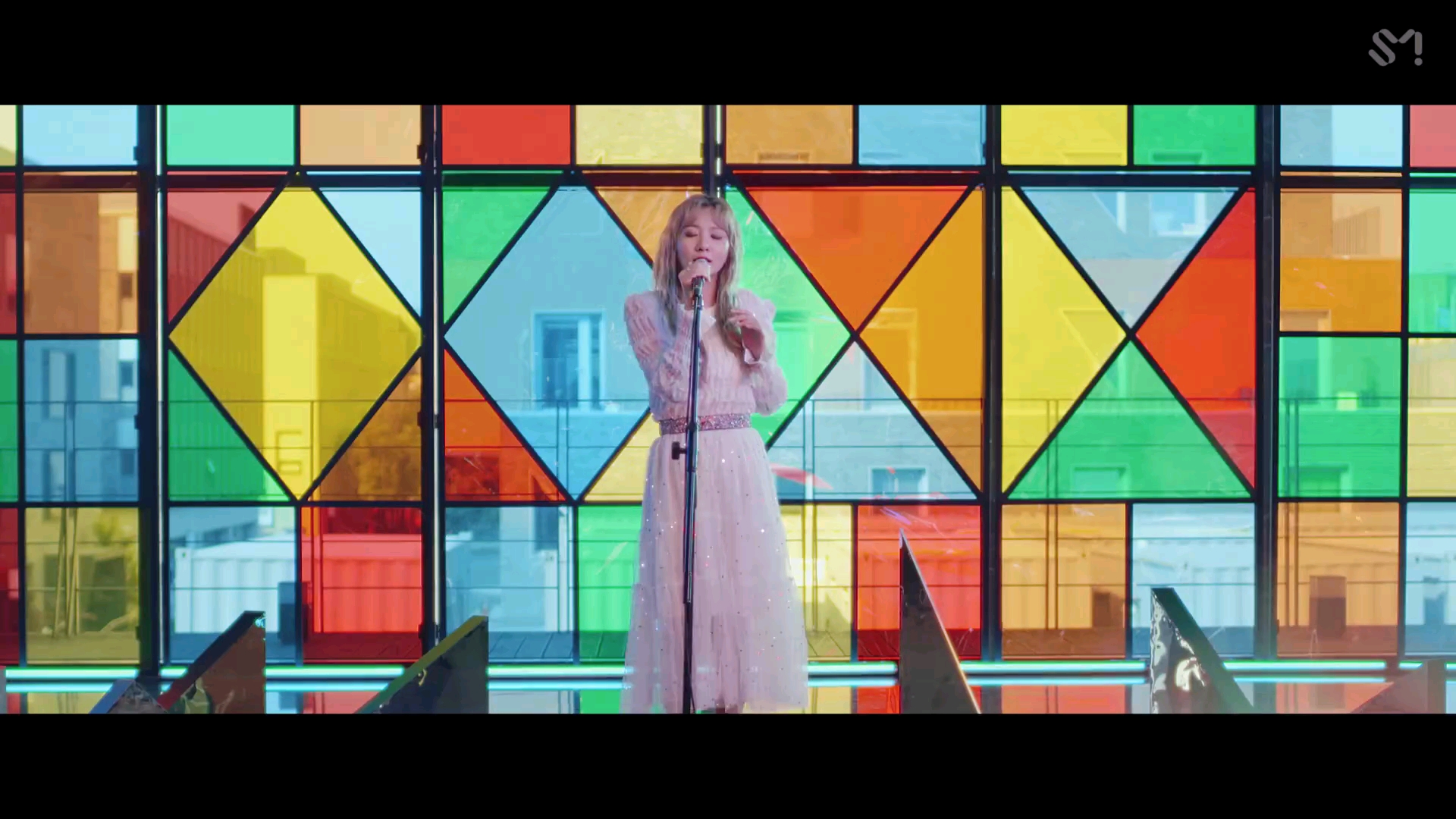 脸红的思春期安智煐全新演绎的boa歌曲亚特兰蒂斯少女mv公开