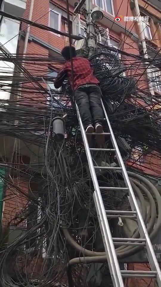 外行人看热闹,内行人看门道.