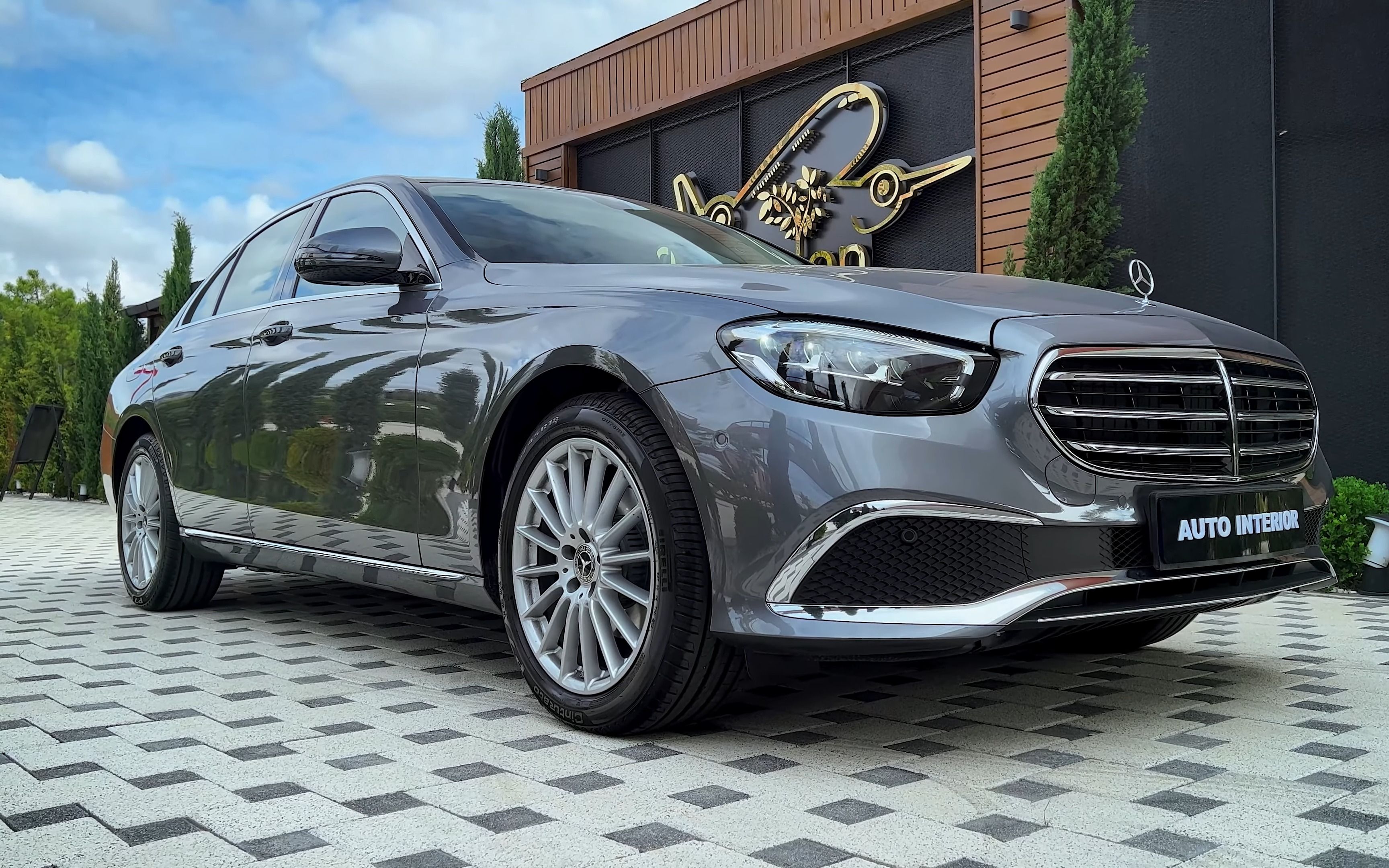 【4k】2022 梅赛德斯-奔驰 e 级 (e 200d) 内饰和外饰细节!