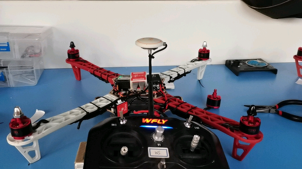 无人机组装和调试