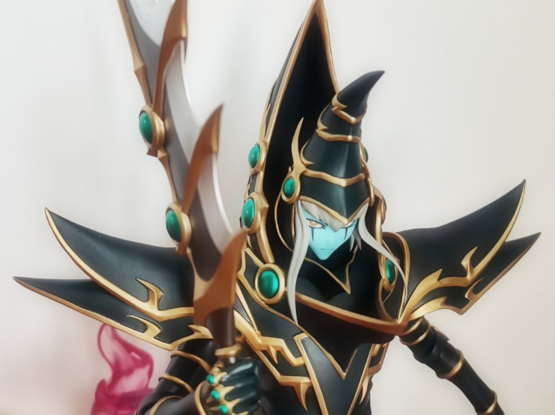 f:nex 游戏王 超魔导剑士 黑暗帕拉丁( 高约35.5cm)售价:29700日元