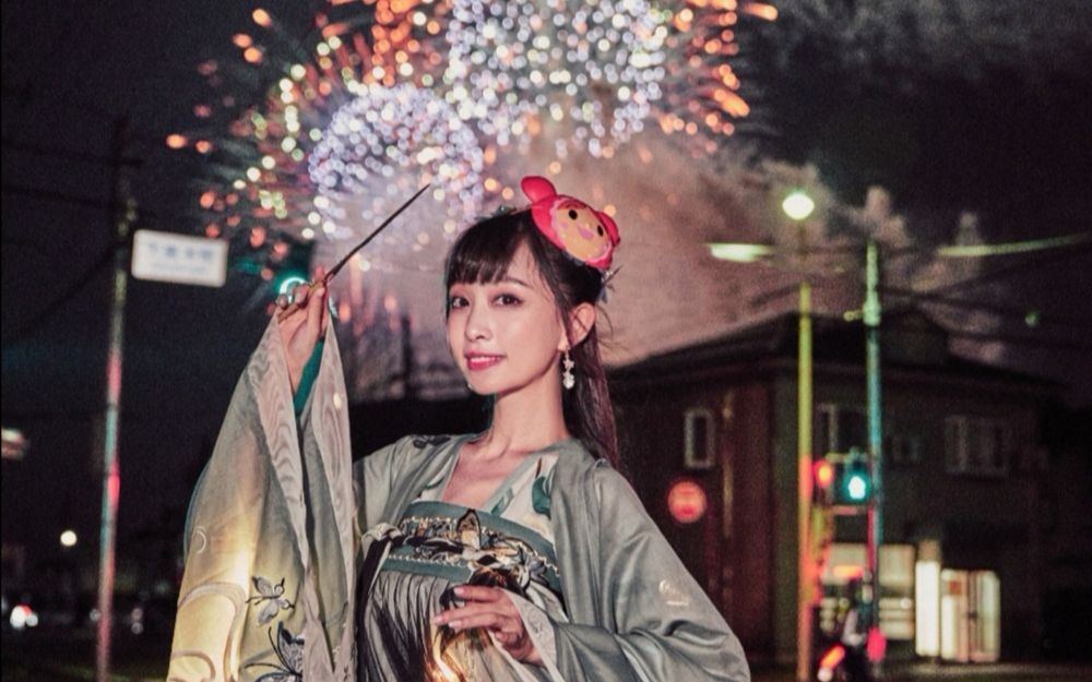 小豆蔻儿wonderland十三余汉服三周年当汉服遇见世界踩点混剪79三生