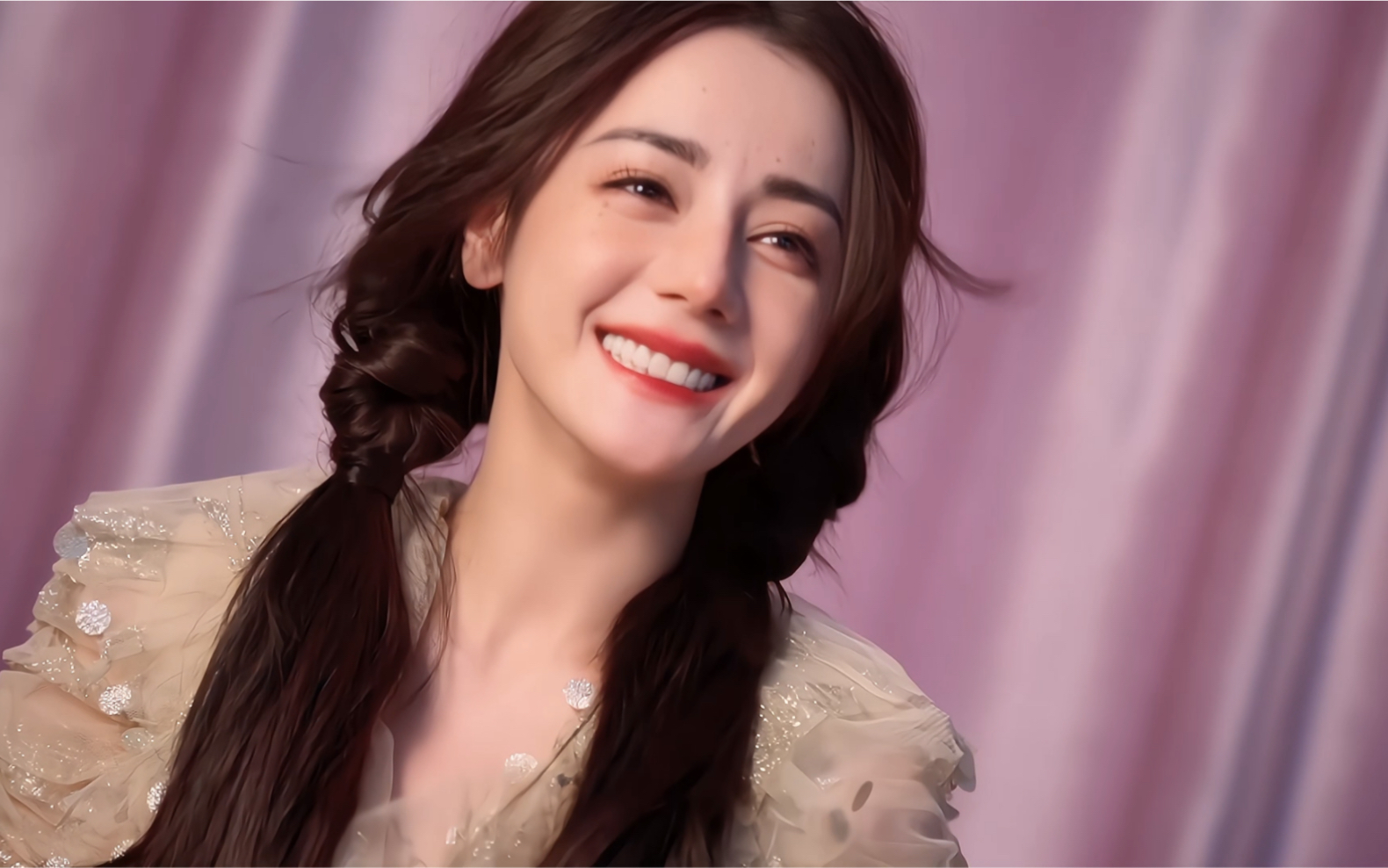 【迪丽热巴】这就是内娱顶级甜妹吗