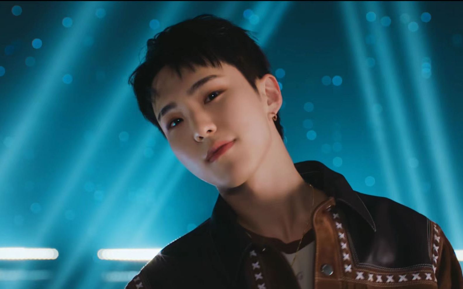 【权顺荣】点击就看奇迹茸茸在线换装|直拍就是要看主舞