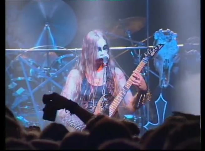 [图]【2005年音乐节现场】德国女主唱黑金属Darkened Nocturn Slaughtercult - The Dead Hate The Living