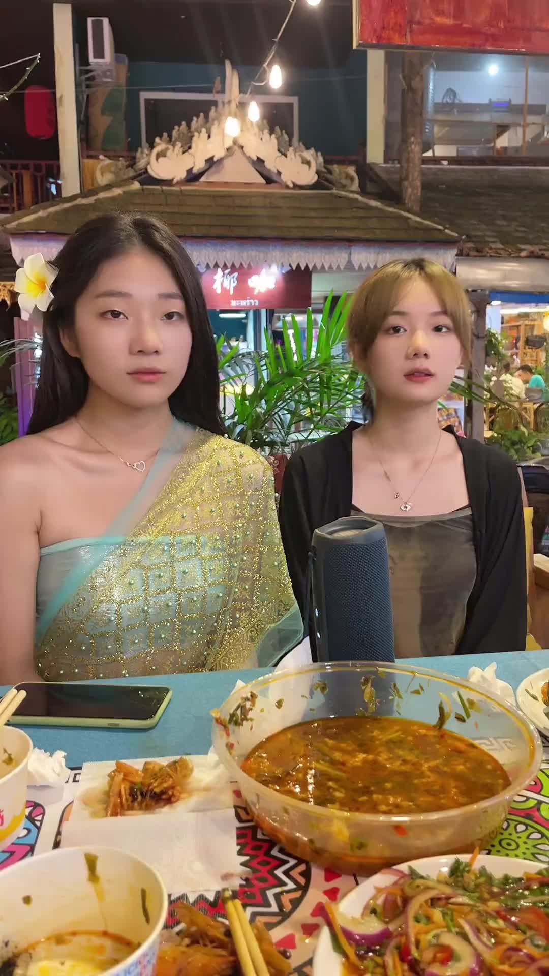 满满的回忆希望友谊长存我们俩我叫金旖旎张鑫瑜zandra赞德