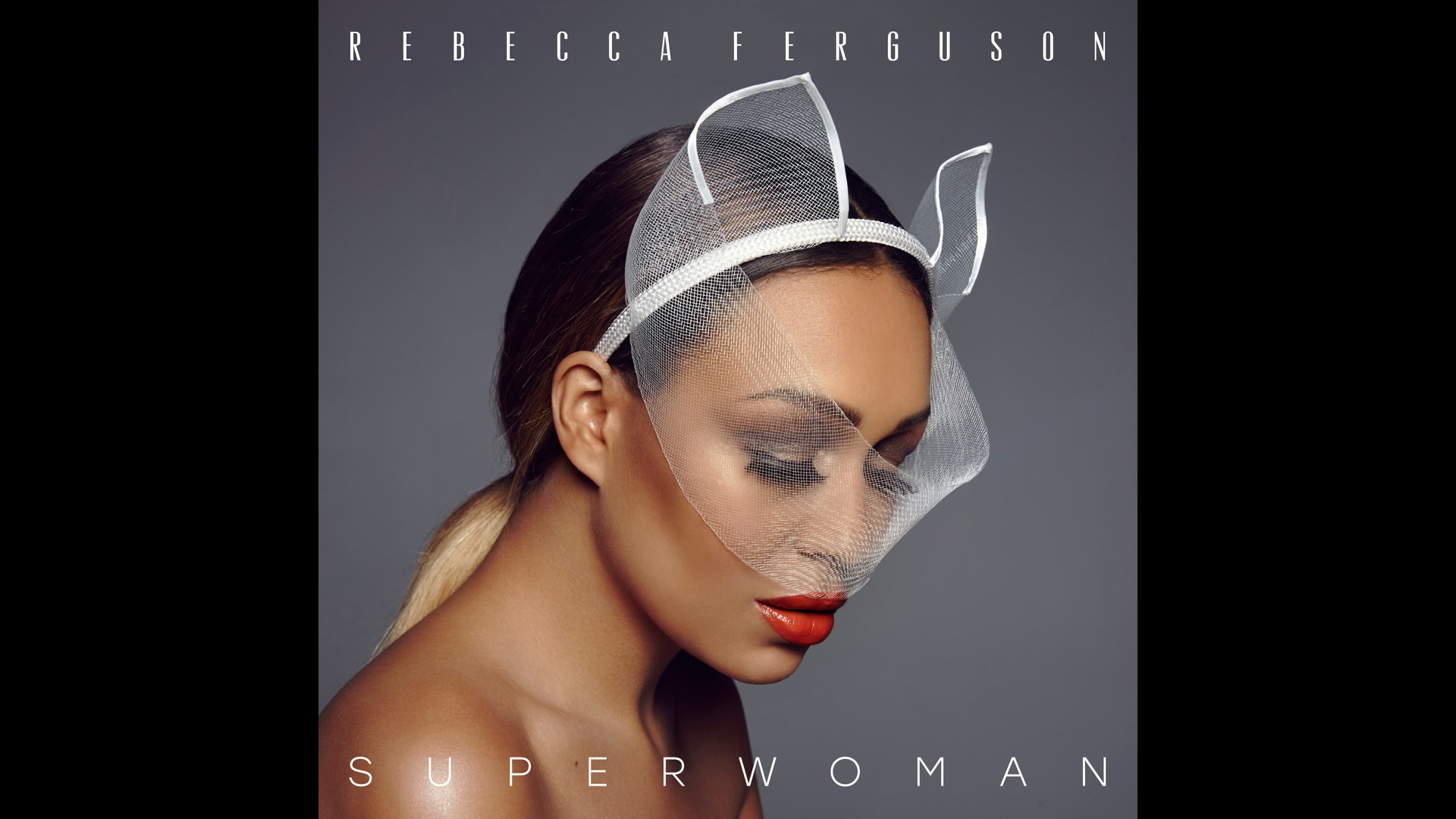 [图]Hold Me - Rebecca Ferguson