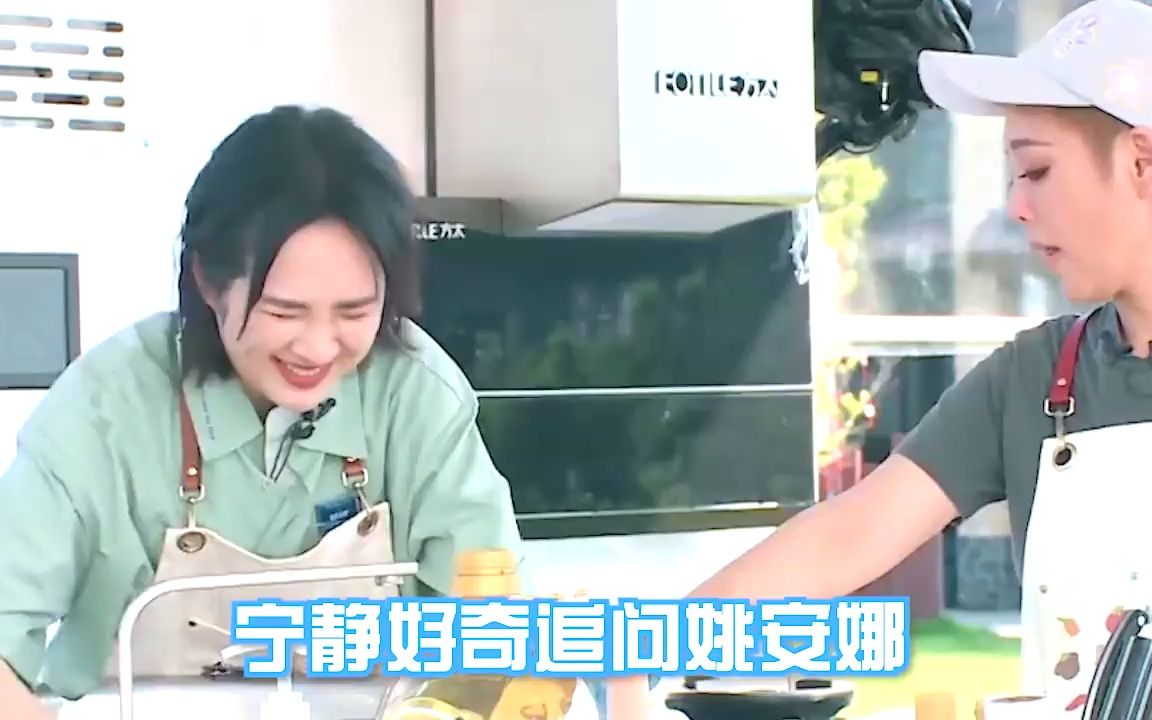 [图]胡杨林演唱的《一生只能爱一个》，唱出了钟汉良与李小冉爱恨纠缠