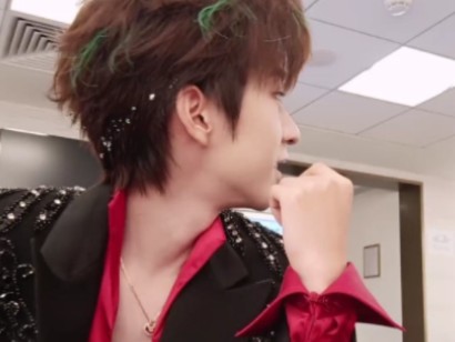 高会后台直播|【时代少年团】源霖cue马嘉祺亲一口哈哈哈哈哈