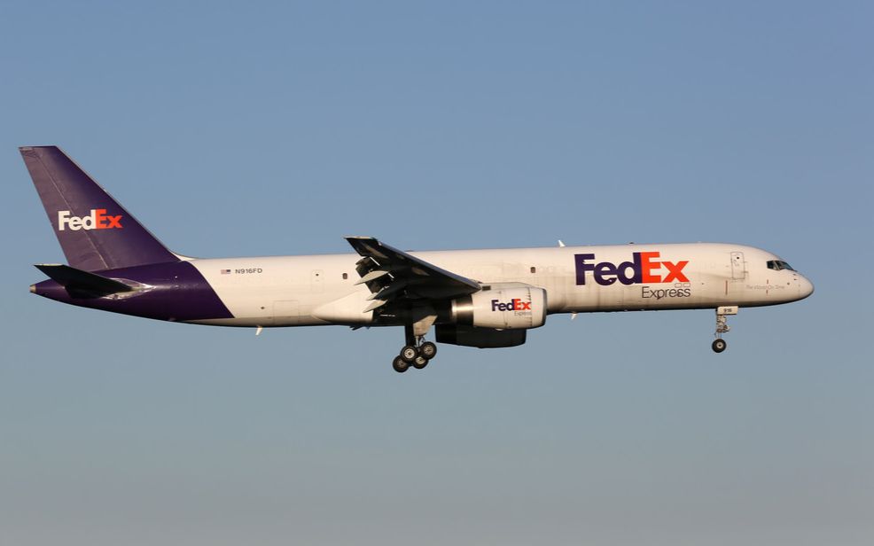 国内少见的机型:手工制作联邦快递波音757-200f货机,有彩蛋哦!