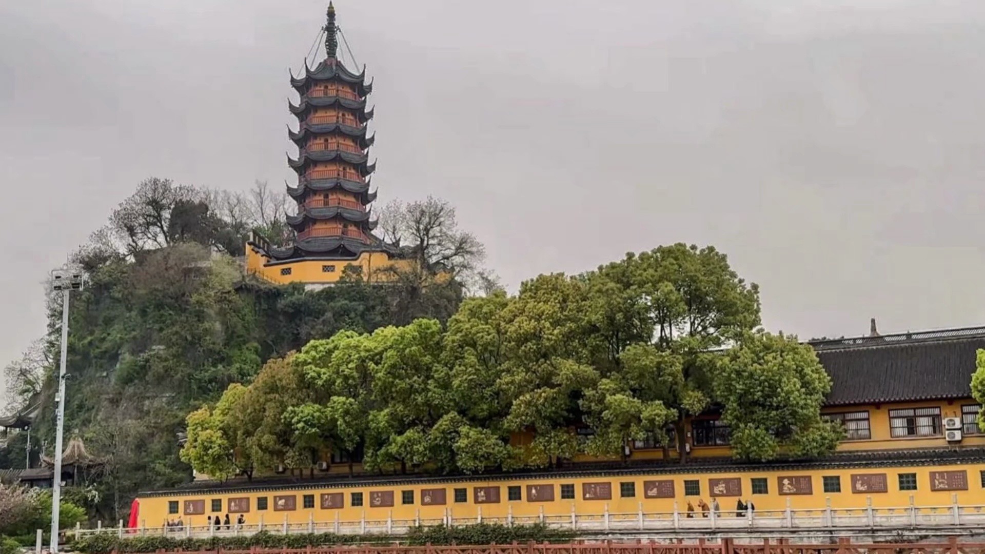 11.镇江金山寺哔哩哔哩bilibili