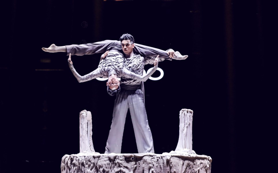 舞蹈风暴刘迦李响塑