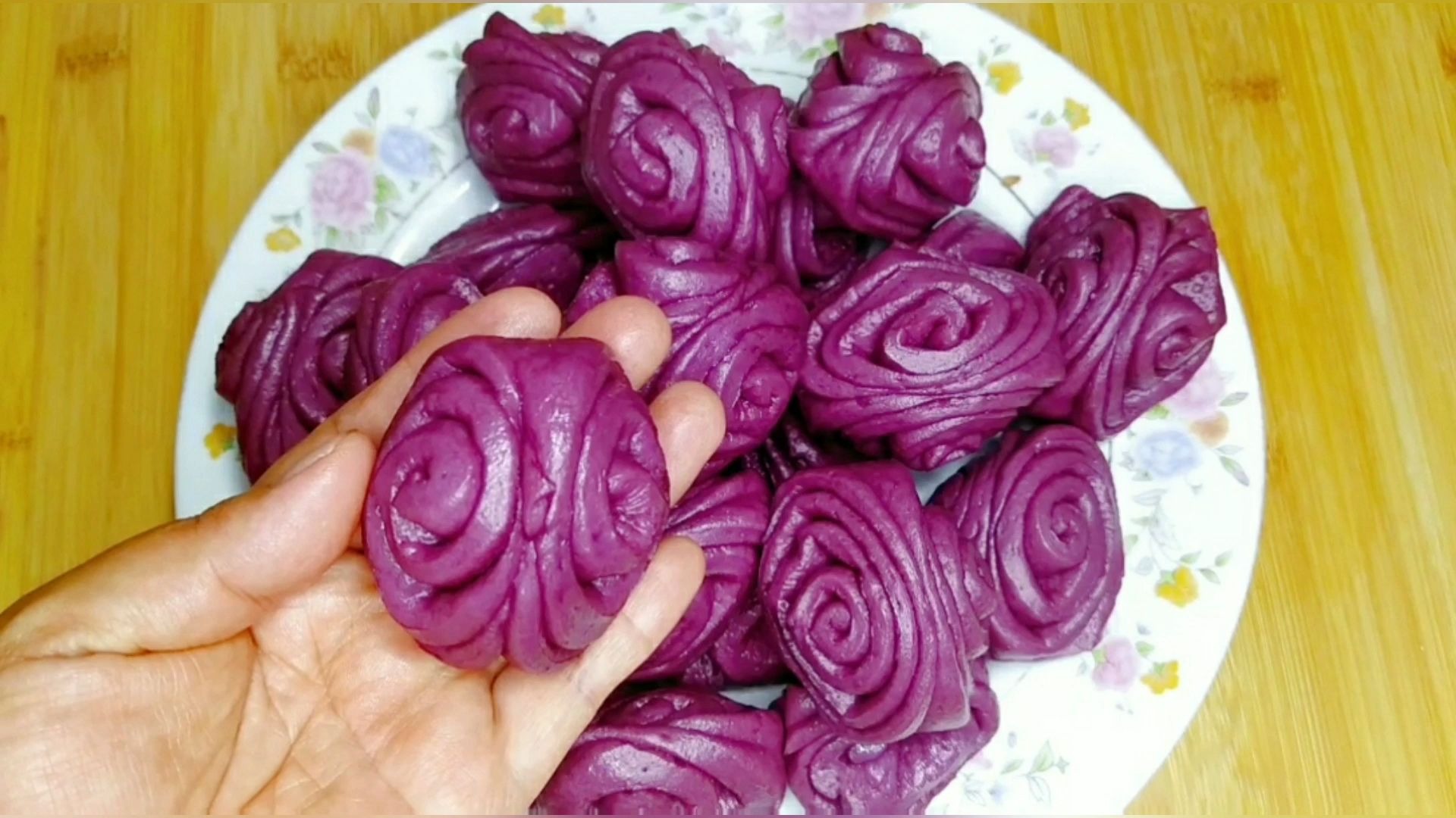 奶香紫薯花卷的做法,师承从业十年的面点师,教你做出水光肌馒头