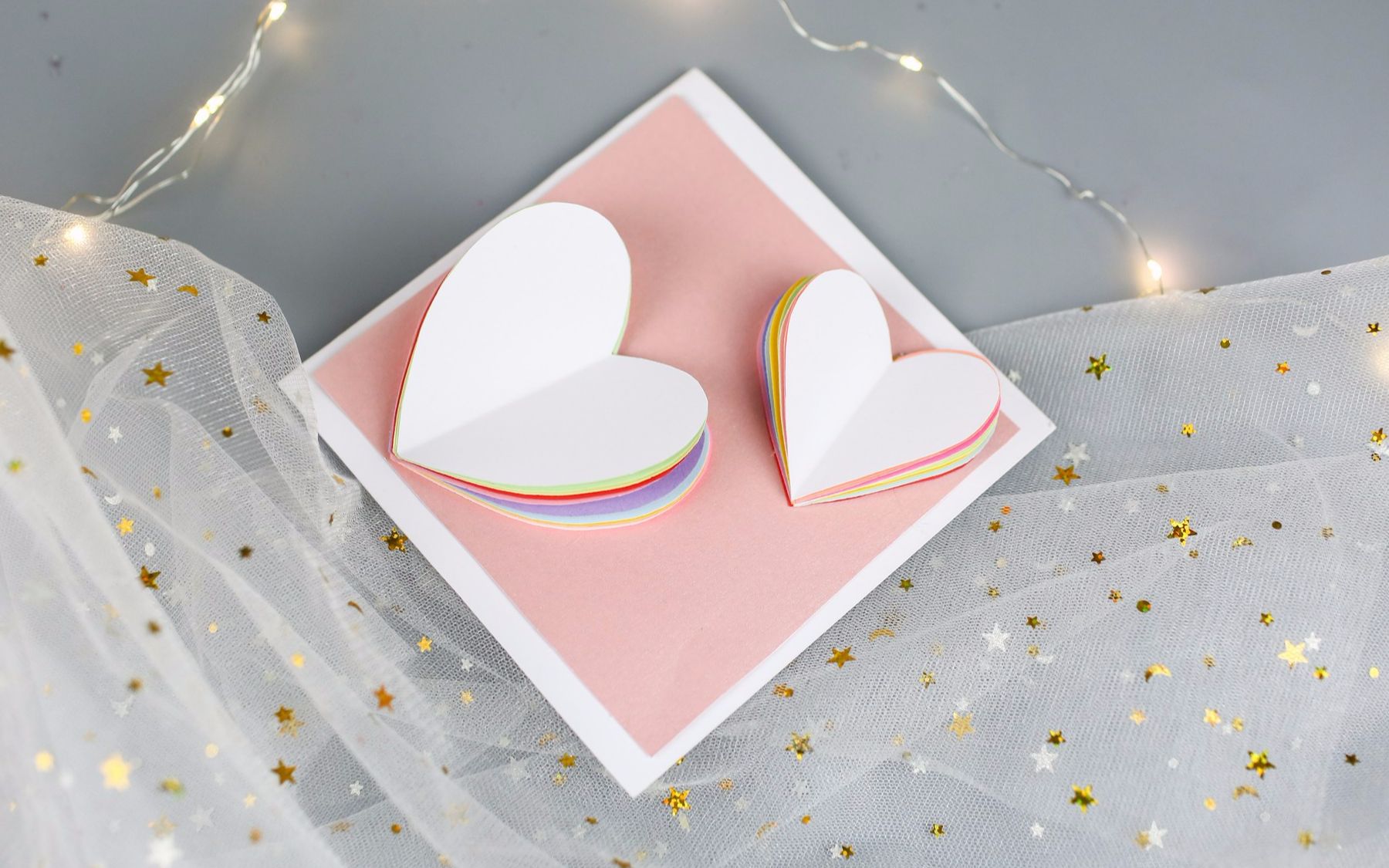 教你制作彩虹立体爱心贺卡,方法超简单,还很漂亮_哔哩哔哩_bilibili