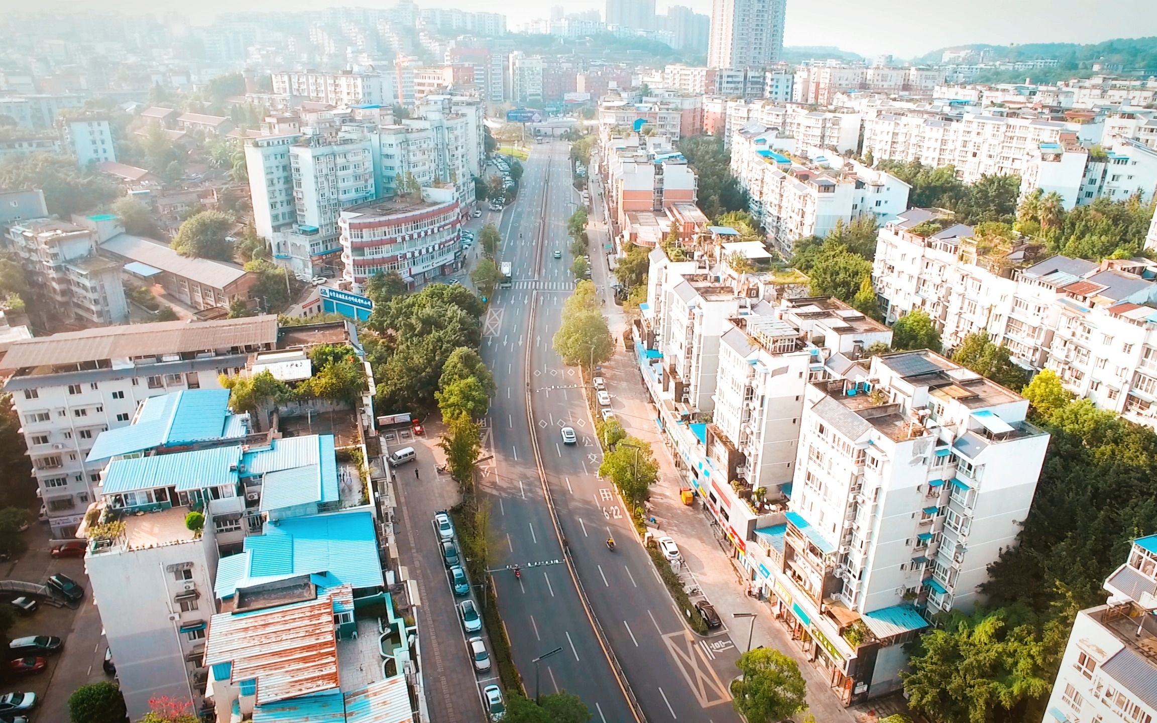 31航拍自贡市大安区仁和半岛寻找音乐佳琴行钢琴出租出售