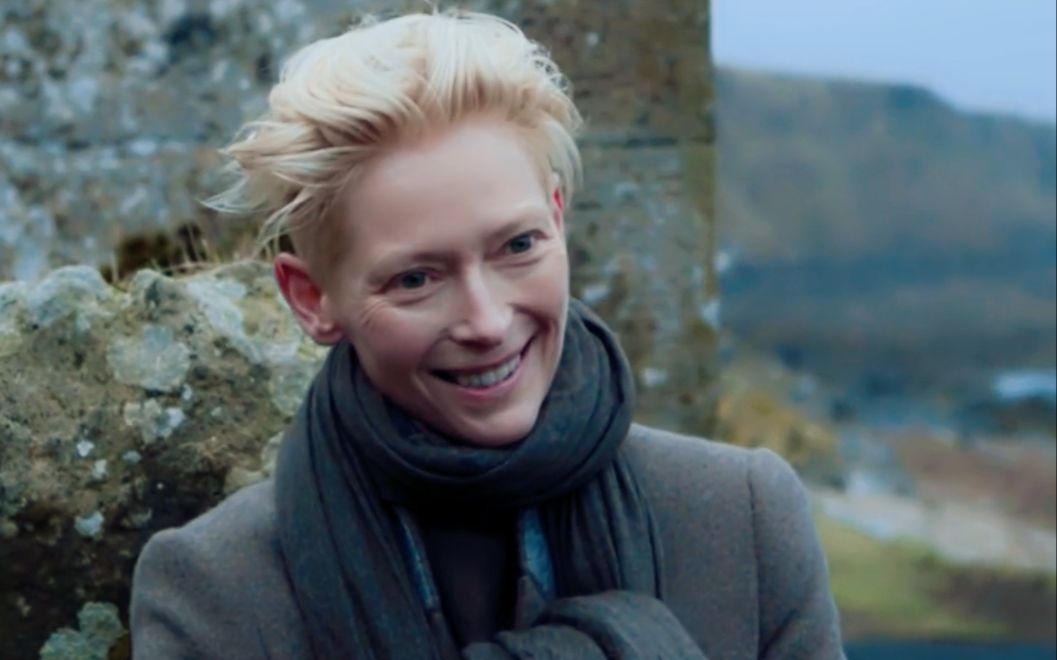 tilda swinton奔驰